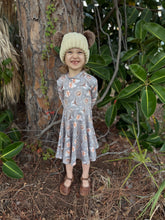 Load image into Gallery viewer, Woodland Snuggles