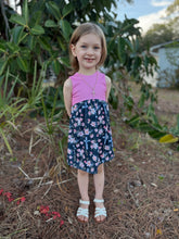 Load image into Gallery viewer, Faith & Florals