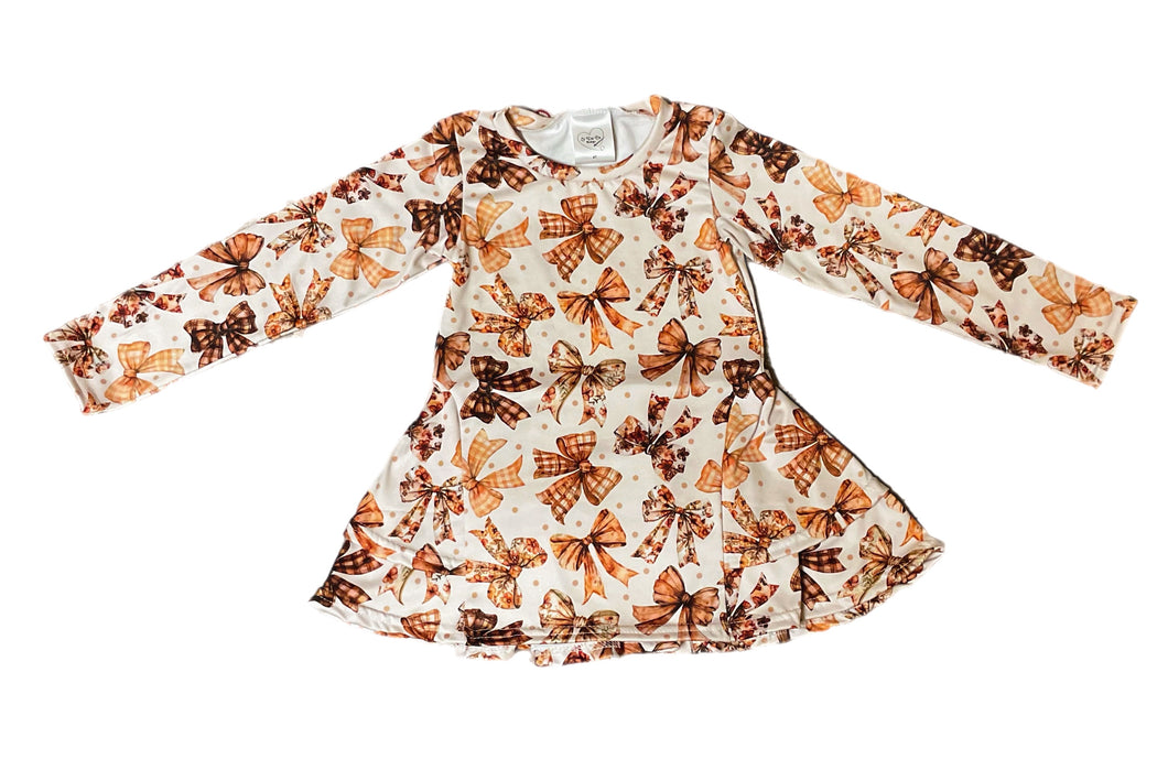 Falling Leaves & Bows