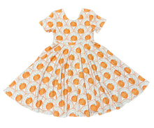 Load image into Gallery viewer, Pumpkin Toile

